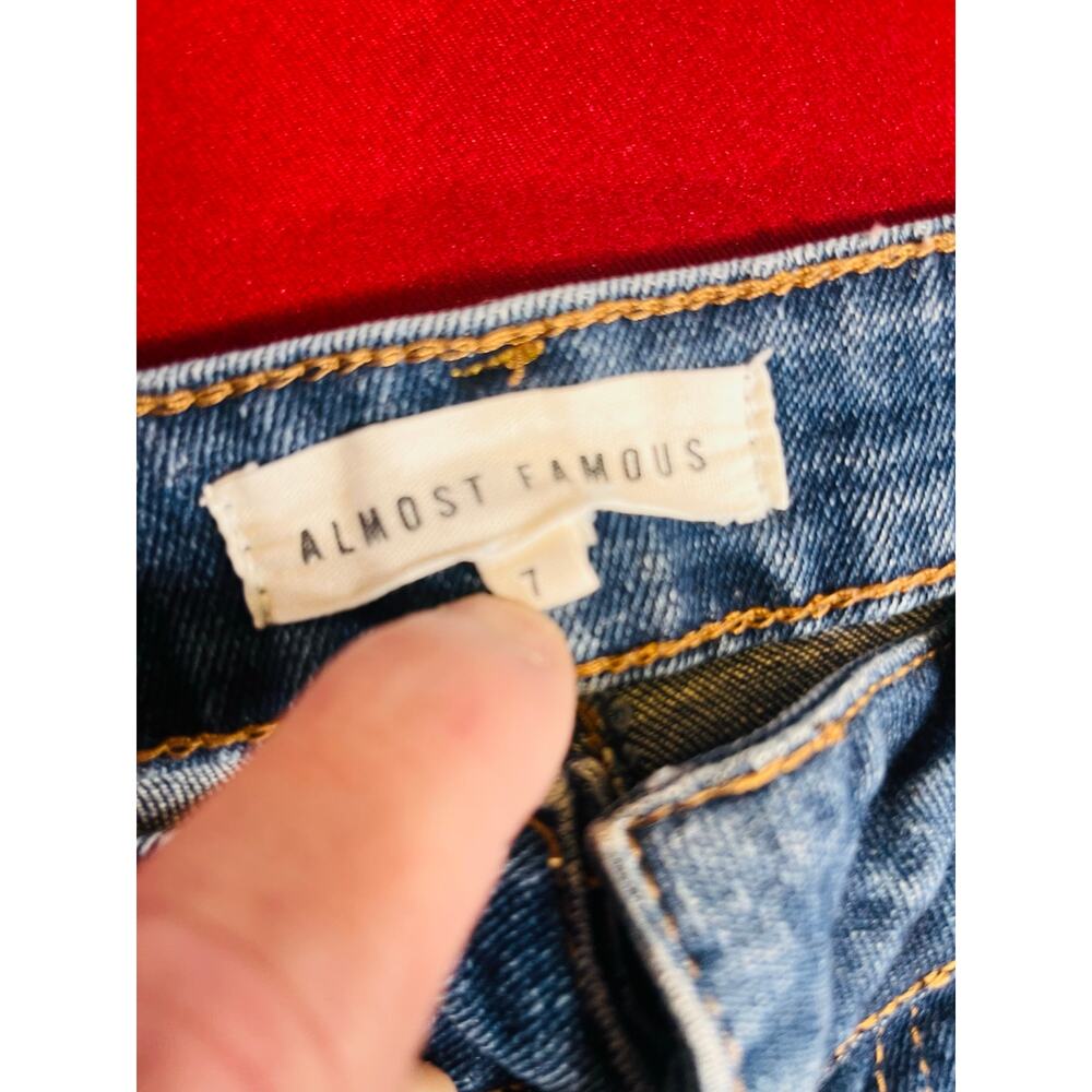 Almost Famous High Rise Distressed Jean Cutoff Jorts Button Fly Sz 7 - Picture 2 of 6